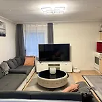 In Free Parking & Air Conditioning Apartment Bergen